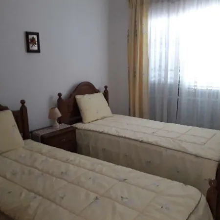 Homestay Portomos Beach, Rms